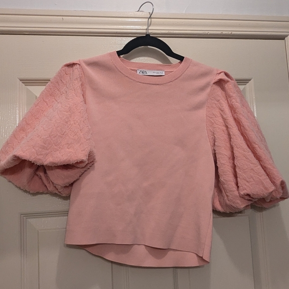 Zara Puff Sleeve Top - Picture 7 of 10